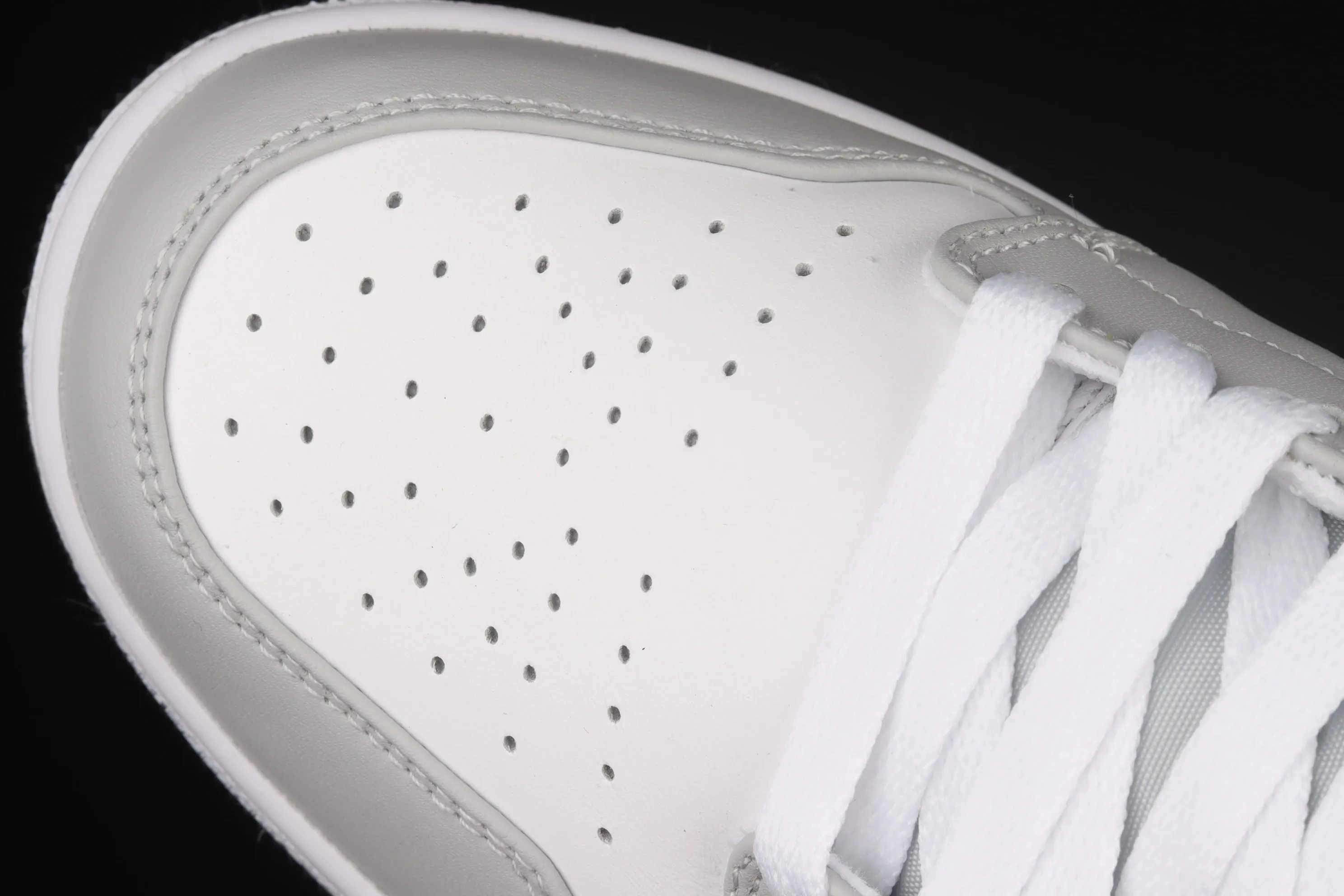 All Categories Air Jordan Jordan Series Basketball Shoes Air Jordan 1 Mid Air Jordan 1 Mid AJ1 Joe 1 New Ash Mid-top Cultural Basketball Shoes BQ6472-015